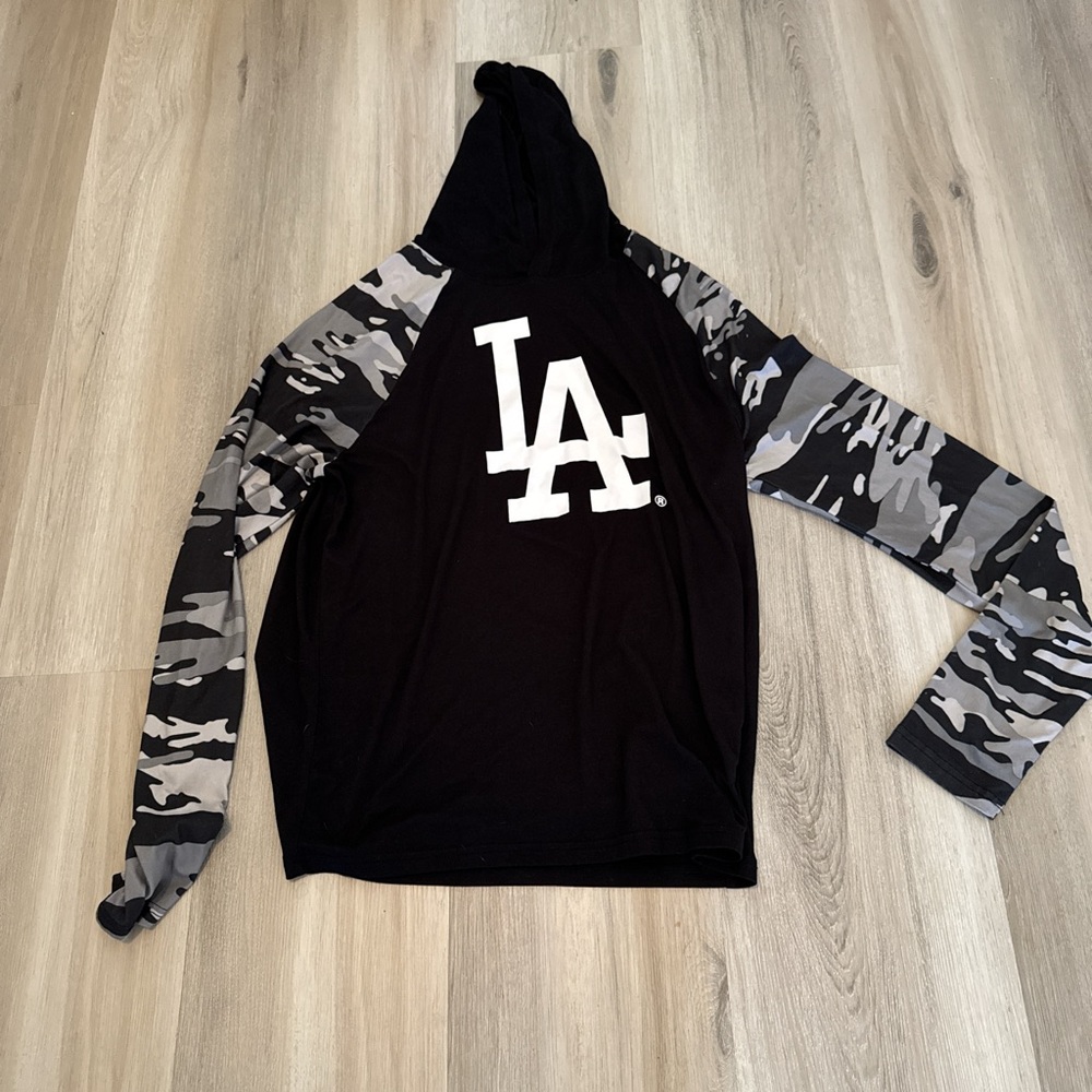 MLB Black and Gray Camo Long Sleeve Tee